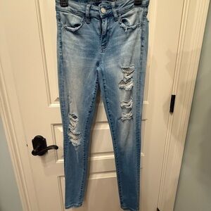 American Eagle Outfitters Distressed Light Blue Skinny Jeans Sz 2